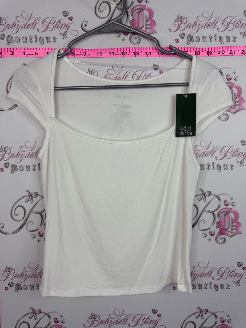 Wild Fable T-shirt Women’s White Square Neck Short Sleeve Top